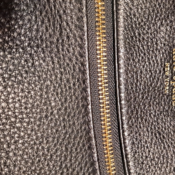 KATE SPADE LITTLE MURPHY COBBLE Hill SATCHEL & WRISTLET. BEE HIGHLAND PLACE - Picture 13 of 15